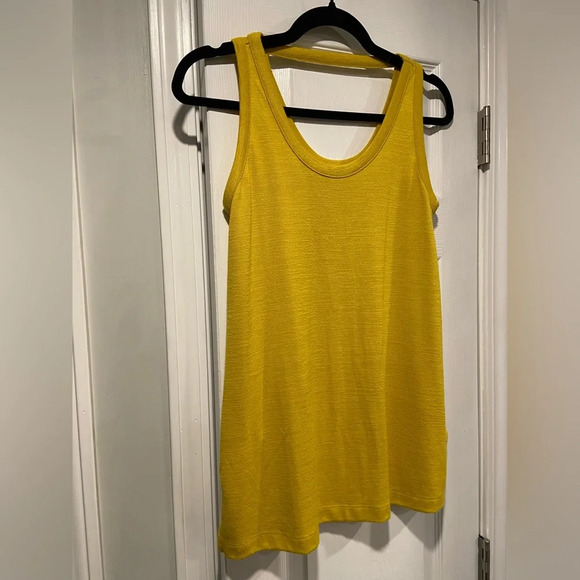Loft Mustard Yellow Knit Stretch Split Hem Back Strap Tank Top Size XS - Picture 3 of 9